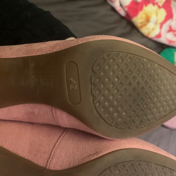 Pink heels - Picture 8 of 12